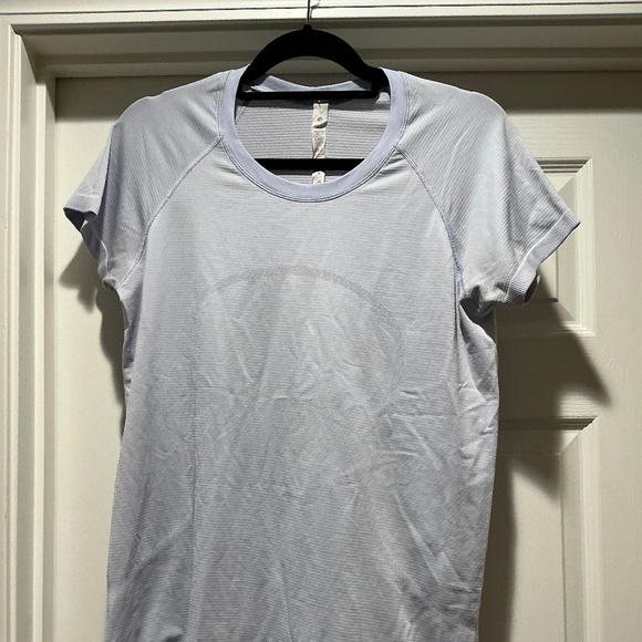 EUC Lululemon Swiftly Tech Short-Sleeve Shirt 2.0 *Lilac Size 12 - Picture 5 of 9